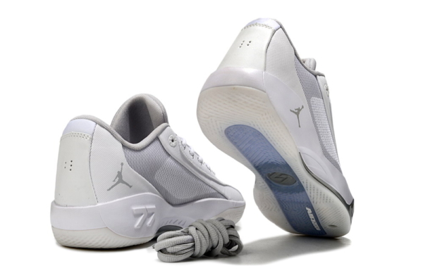 Jordan Luka .77 White купить-в-time2win.ru